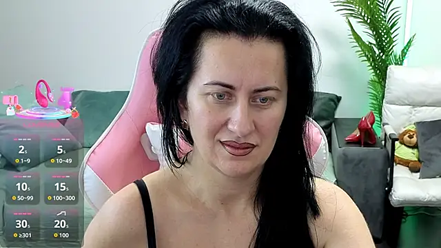 Snapshot of monnica_vibe_ chatting on 09/29/25, 09:53 monnica vibe online show from 09/29/25, 09:53