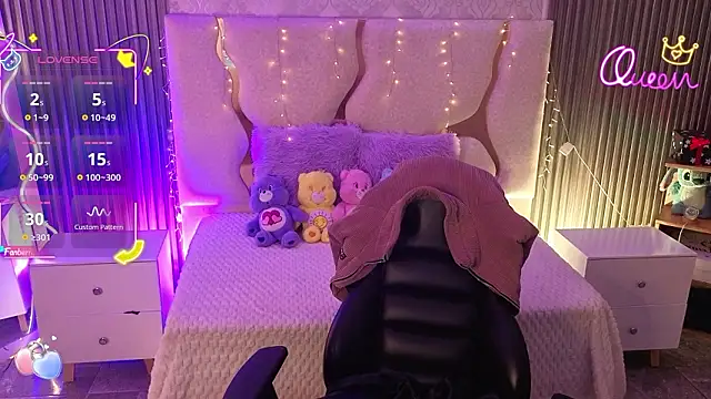 Ixchel tay online show from 03/22/26, 03:43