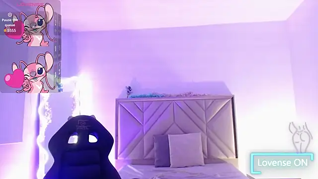 Ixchel tay online show from 12/03/25, 03:40