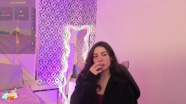 Snapshot of Ixchel_tay chatting on 02/21/26, 03:30 Ixchel tay online show from 02/21/26, 03:30