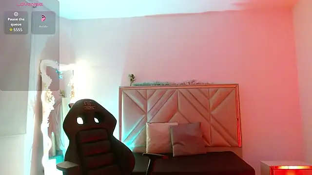 Ixchel tay online show from 11/14/25, 03:43