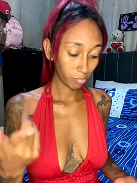 Zasha Romero online show from 10/17/25, 03:32