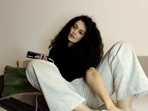 Snapshot of JadeLure chatting on 09/29/25, 07:08 JadeLure online show from 09/29/25, 07:08