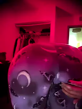 bellacagyal online show from 11/05/25, 03:42