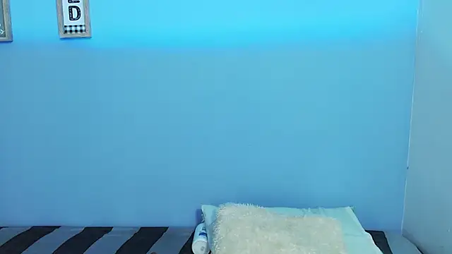 luna hawks online show from 10/24/25, 06:12