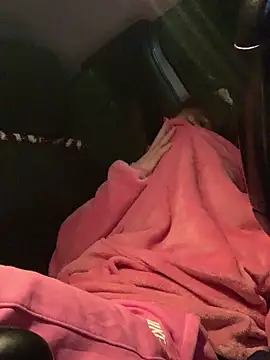 GoldenPussy1329 online show from 11/15/25, 09:19