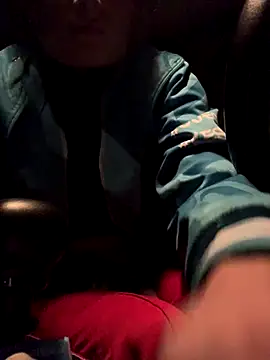 GoldenPussy1329 online show from 10/25/25, 06:41