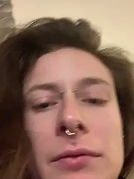 GoldenPussy1329 online show from 02/10/26, 10:09