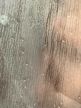 GoldenPussy1329 online show from 11/22/25, 07:24