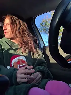 GoldenPussy1329 online show from 11/18/25, 07:55