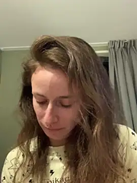 GoldenPussy1329 online show from 01/10/26, 10:38