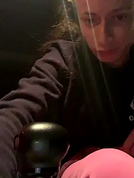 GoldenPussy1329 online show from 10/29/25, 07:24