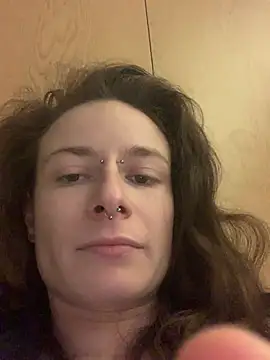 GoldenPussy1329 online show from 02/28/26, 11:37