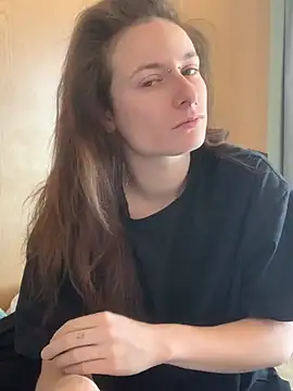 GoldenPussy1329 online show from 03/20/26, 10:16