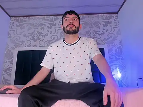 VynnyBlacke  online show from 02/19/26, 05:15