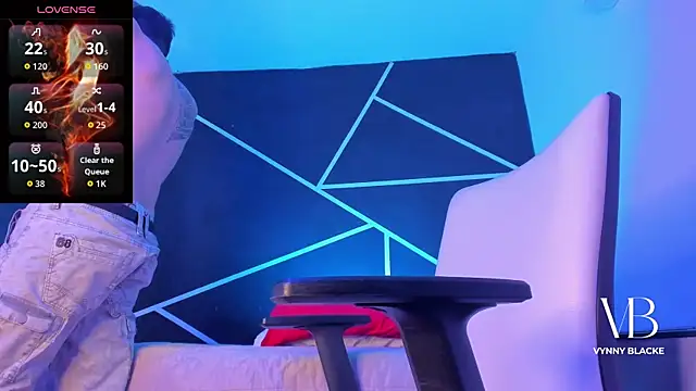 VynnyBlacke  online show from 12/16/25, 08:46