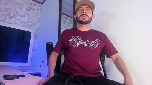 VynnyBlacke  online show from 04/21/26, 01:50