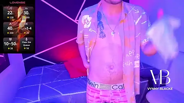 VynnyBlacke  online show from 11/29/25, 10:48