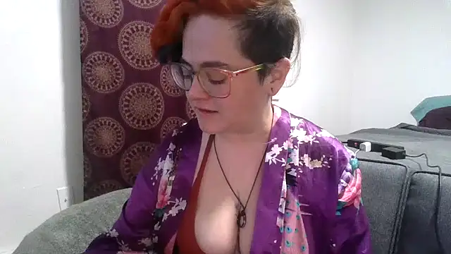 daniak90 online show from 10/31/25, 04:09