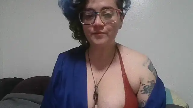 daniak90 online show from 10/21/25, 06:02