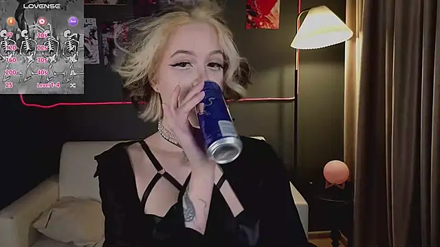 luna son online show from 04/08/26, 10:22