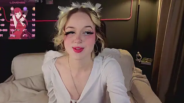 luna son online show from 03/22/26, 09:38