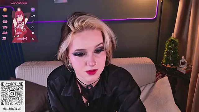 luna son online show from 01/11/26, 09:33