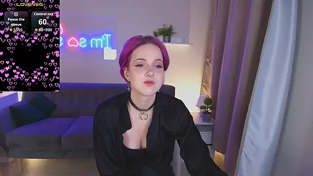 luna son online show from 10/09/25, 09:26