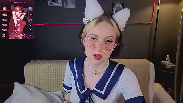 luna son online show from 02/28/26, 11:04