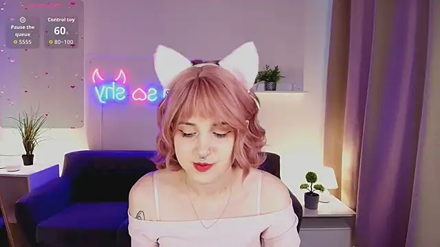 luna son online show from 10/21/25, 02:05