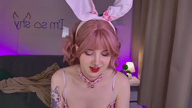 luna son online show from 10/16/25, 01:25