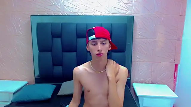 thaigo twink38 online show from 02/11/26, 08:25