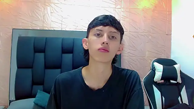 thaigo twink38 online show from 12/02/25, 05:09