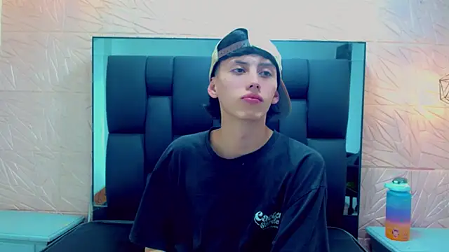 thaigo twink38 online show from 11/26/25, 05:29