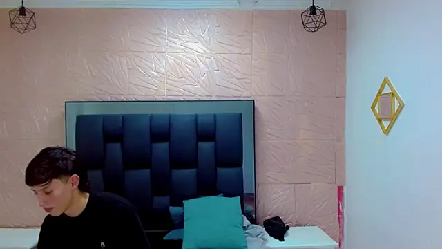 thaigo twink38 online show from 02/12/26, 06:13