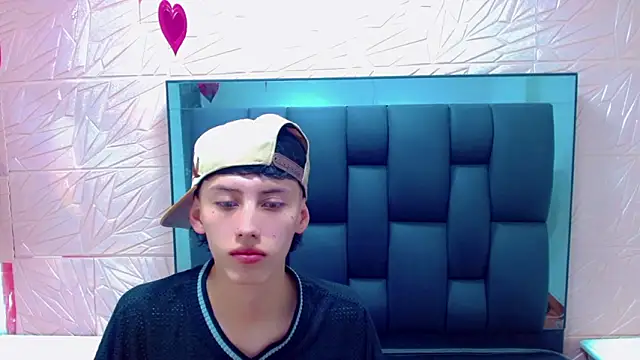 thaigo twink38 online show from 02/15/26, 08:46