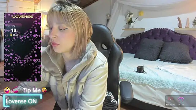 sophialyh 1 online show from 02/12/26, 01:00