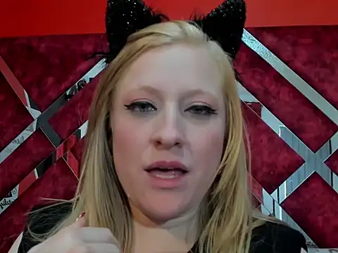 AliceCat 01 online show from 12/03/25, 02:16