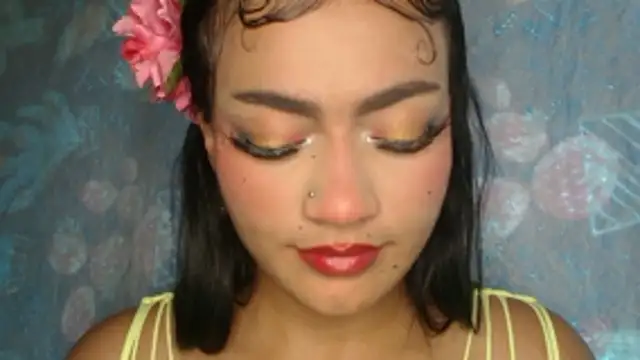 who is milyxx online show from 10/31/25, 06:26