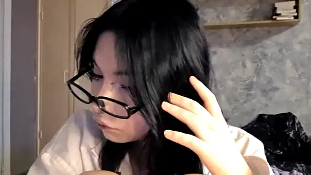 Snapshot of Beeping_Creature chatting on 12/05/25, 11:20 Beeping Creature online show from 12/05/25, 11:20