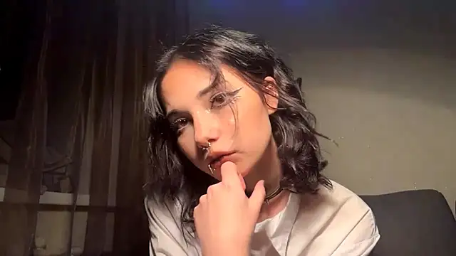 Snapshot of Beeping_Creature chatting on 09/29/25, 03:28 Beeping Creature online show from 09/29/25, 03:28