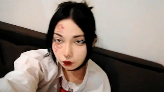 Snapshot of Beeping_Creature chatting on 10/15/25, 03:42 Beeping Creature online show from 10/15/25, 03:42