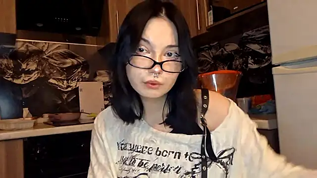 Beeping Creature online show from 02/11/26, 04:51