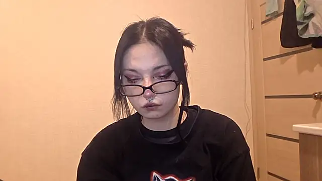 Beeping Creature online show from 02/12/26, 04:29