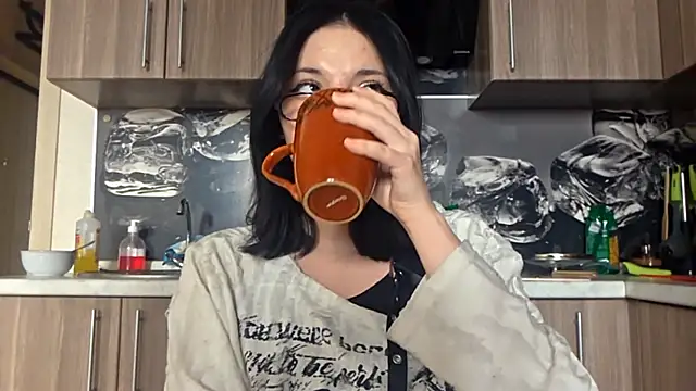 Beeping Creature online show from 02/05/26, 07:04