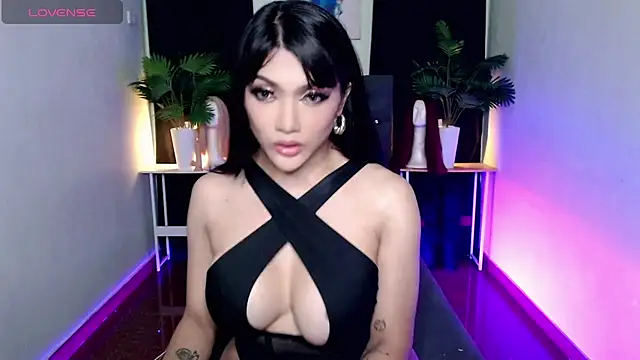 Snapshot of YourAsianGoddess69 chatting on 10/02/25, 02:15 YourAsianGoddess69 online show from 10/02/25, 02:15
