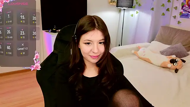 Azaliya Haze online show from 04/18/26, 07:07