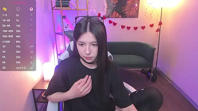 Azaliya Haze online show from 03/13/26, 05:45