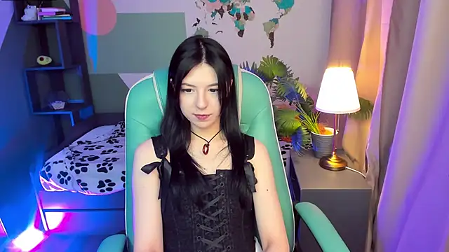 Azaliya Haze online show from 12/04/25, 05:39