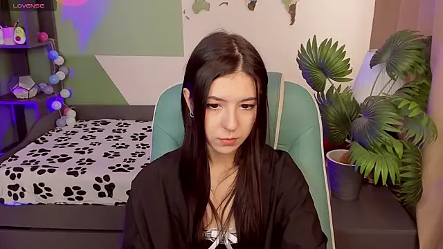 Azaliya Haze online show from 10/11/25, 10:27